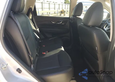 2018 Nissan Rogue S z USA, uszkodzony, nr VIN JN8AT2MT7JW487468